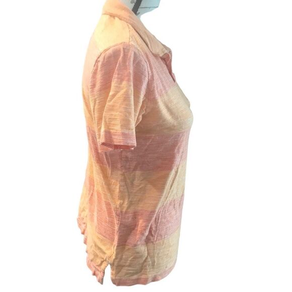 Old Navy XL Short Sleeve Athletic Top - Picture 3 of 11